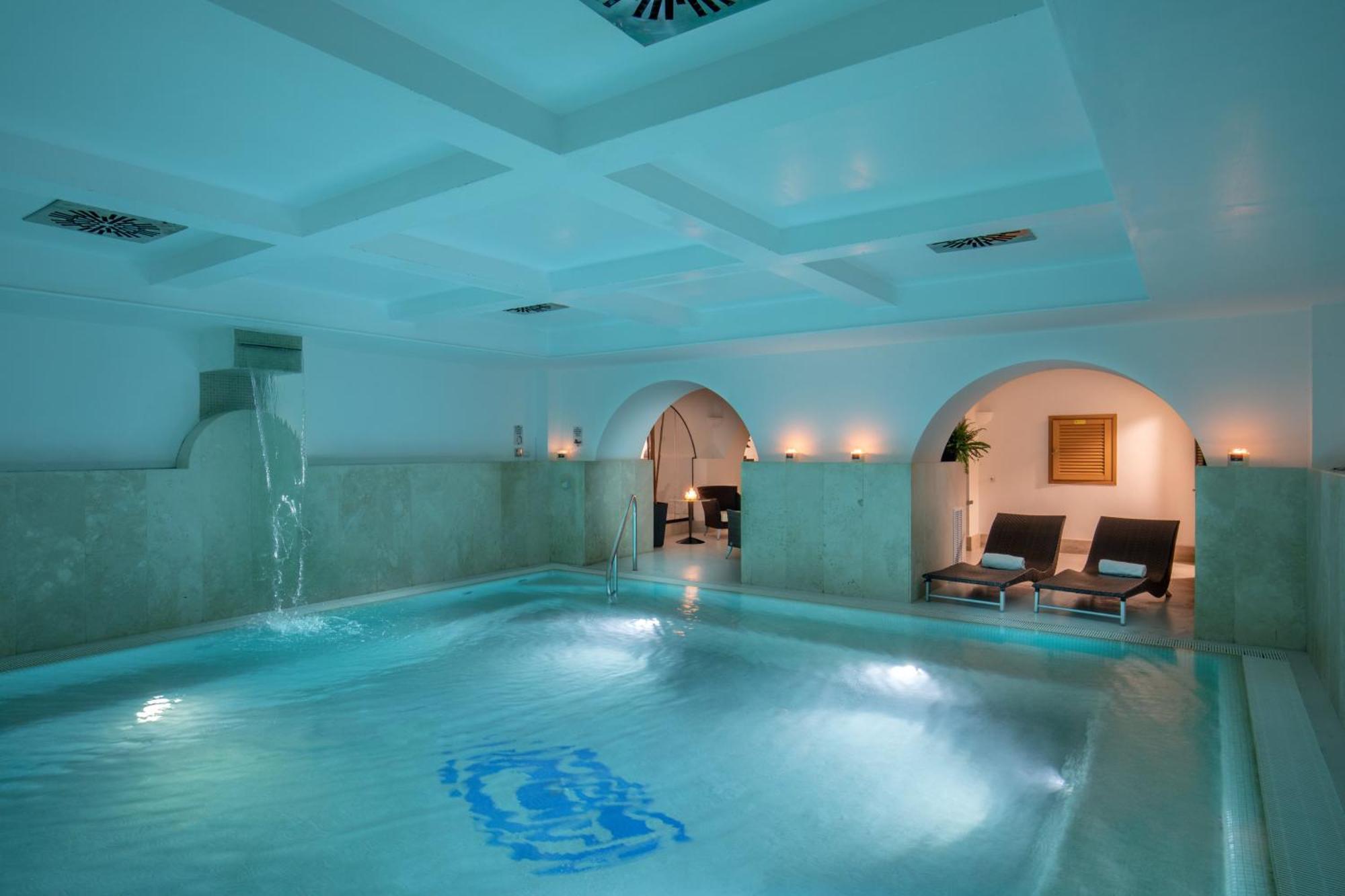 Rose Garden Palace By Omnia Hotel 4*